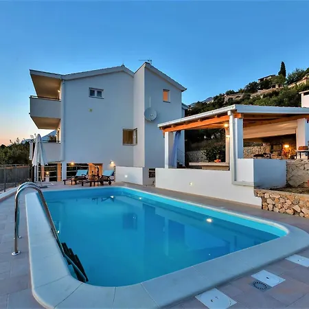 Holiday home Siesta Mit Pool Und Panorama Meerblick *