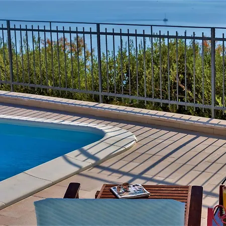 Siesta Mit Pool Und Panorama Meerblick Podgora (Split-Dalmatia)