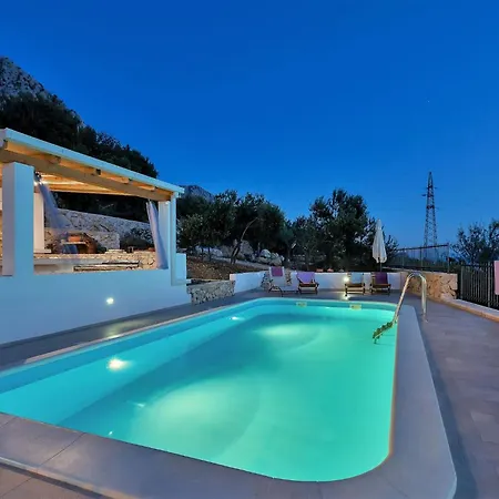 Holiday home Siesta Mit Pool Und Panorama Meerblick Podgora (Split-Dalmatia)